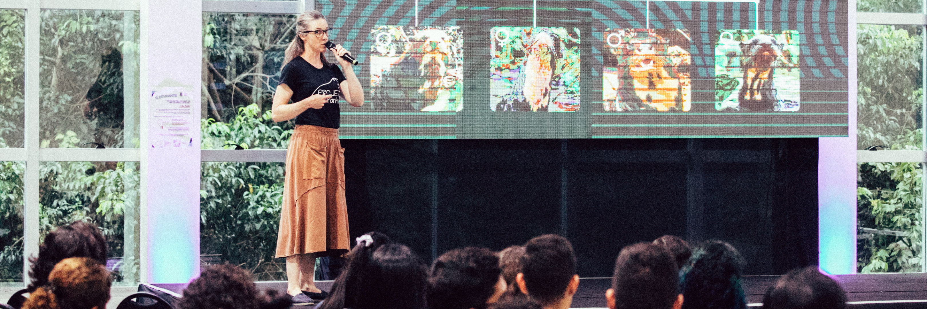 Lectures by the Giant Otter Project